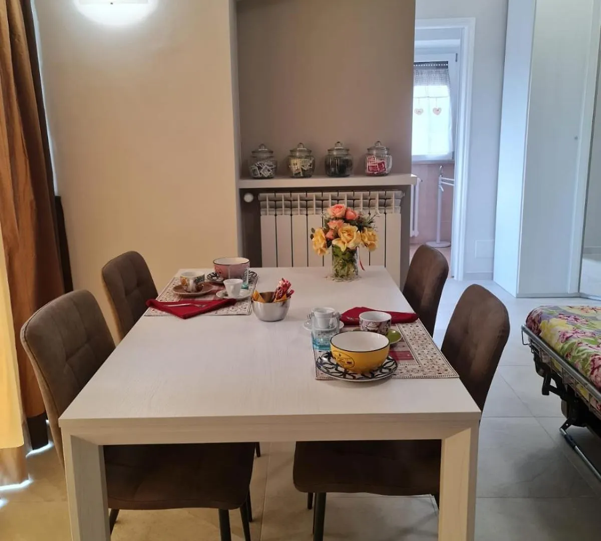 Apartment Appartamento Elisa Desenzano del Garda Italy